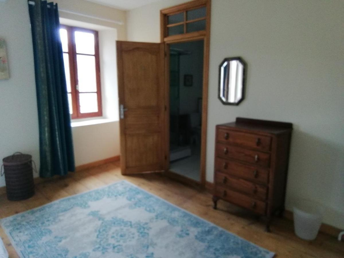 Bed and Breakfast Aux Douces Nuits De Rivel Екстер'єр фото