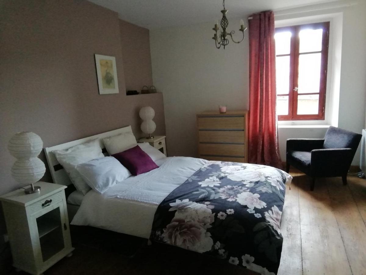 Bed and Breakfast Aux Douces Nuits De Rivel Екстер'єр фото